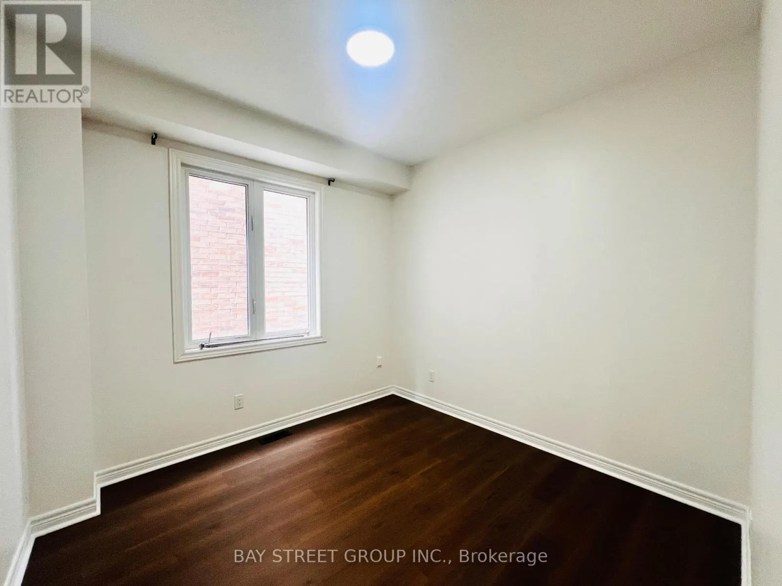 81 SUTCLIFFE WAY