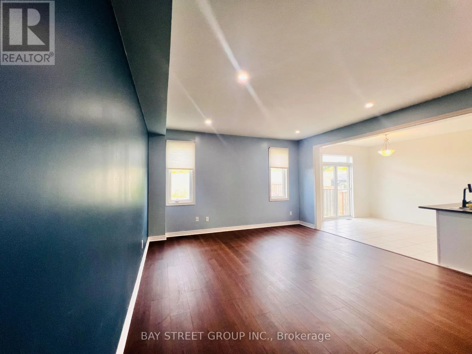 81 SUTCLIFFE WAY