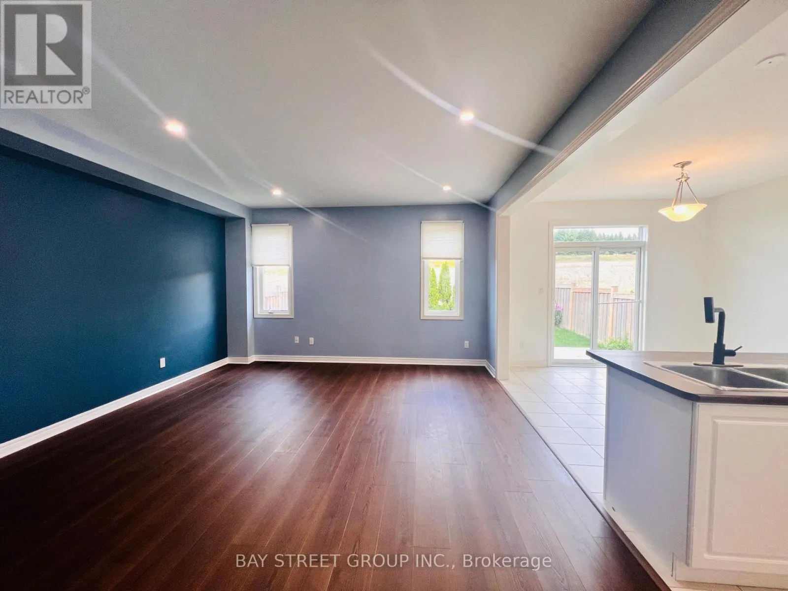 81 SUTCLIFFE WAY