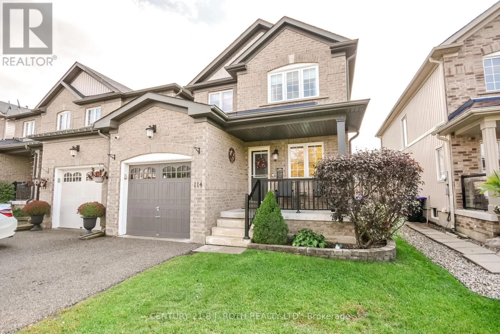 114 STONEMOUNT CRESCENT
