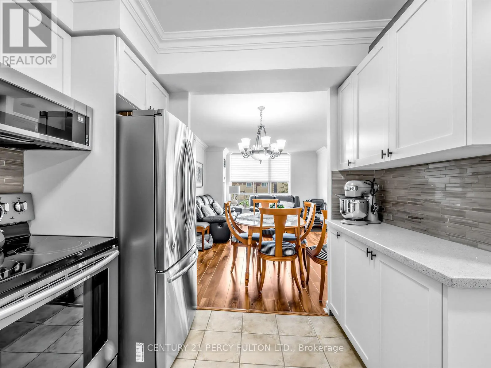 201 - 745 NEW WESTMINSTER DRIVE