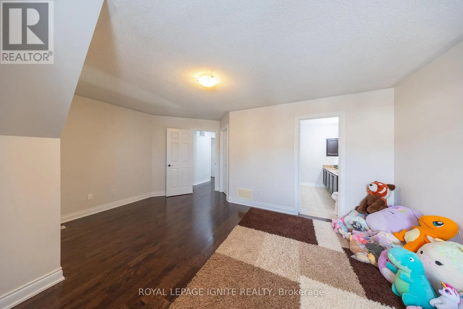 96 MAVERICK CRESCENT