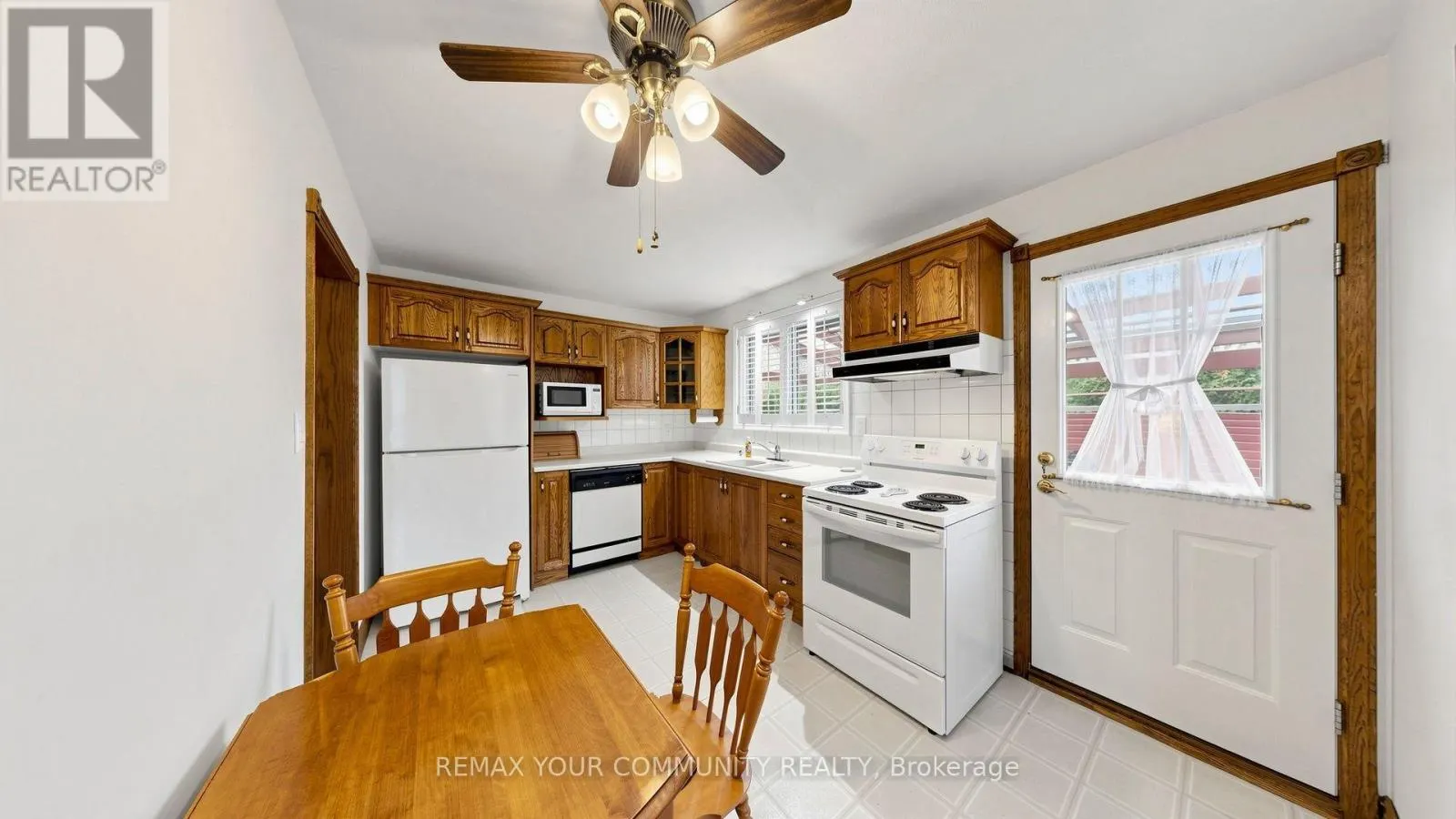 43 SEATON DRIVE