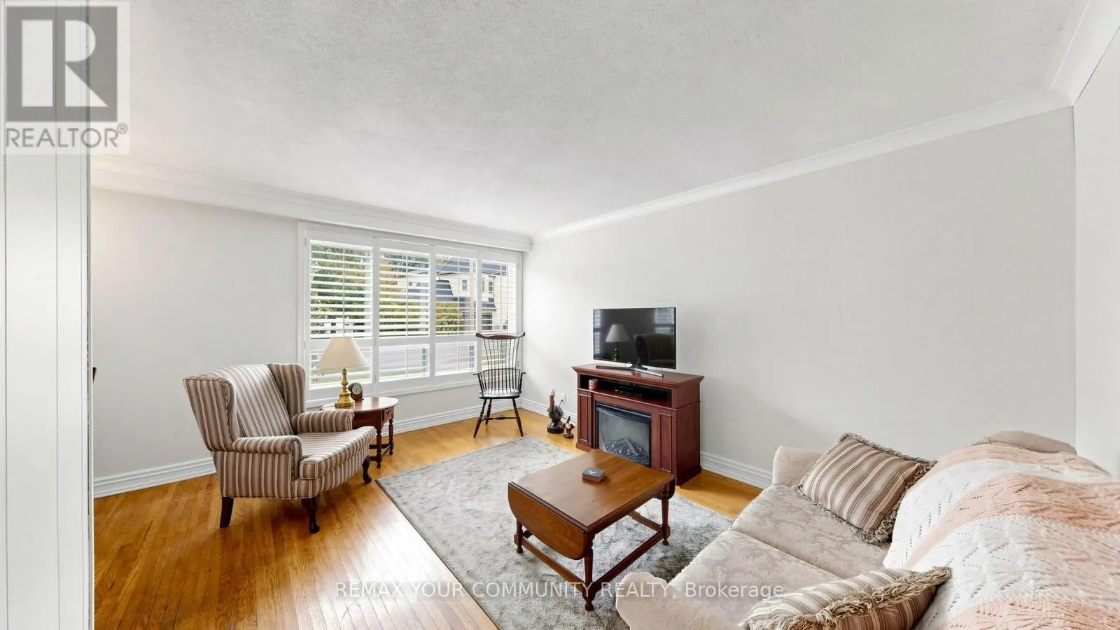 43 SEATON DRIVE