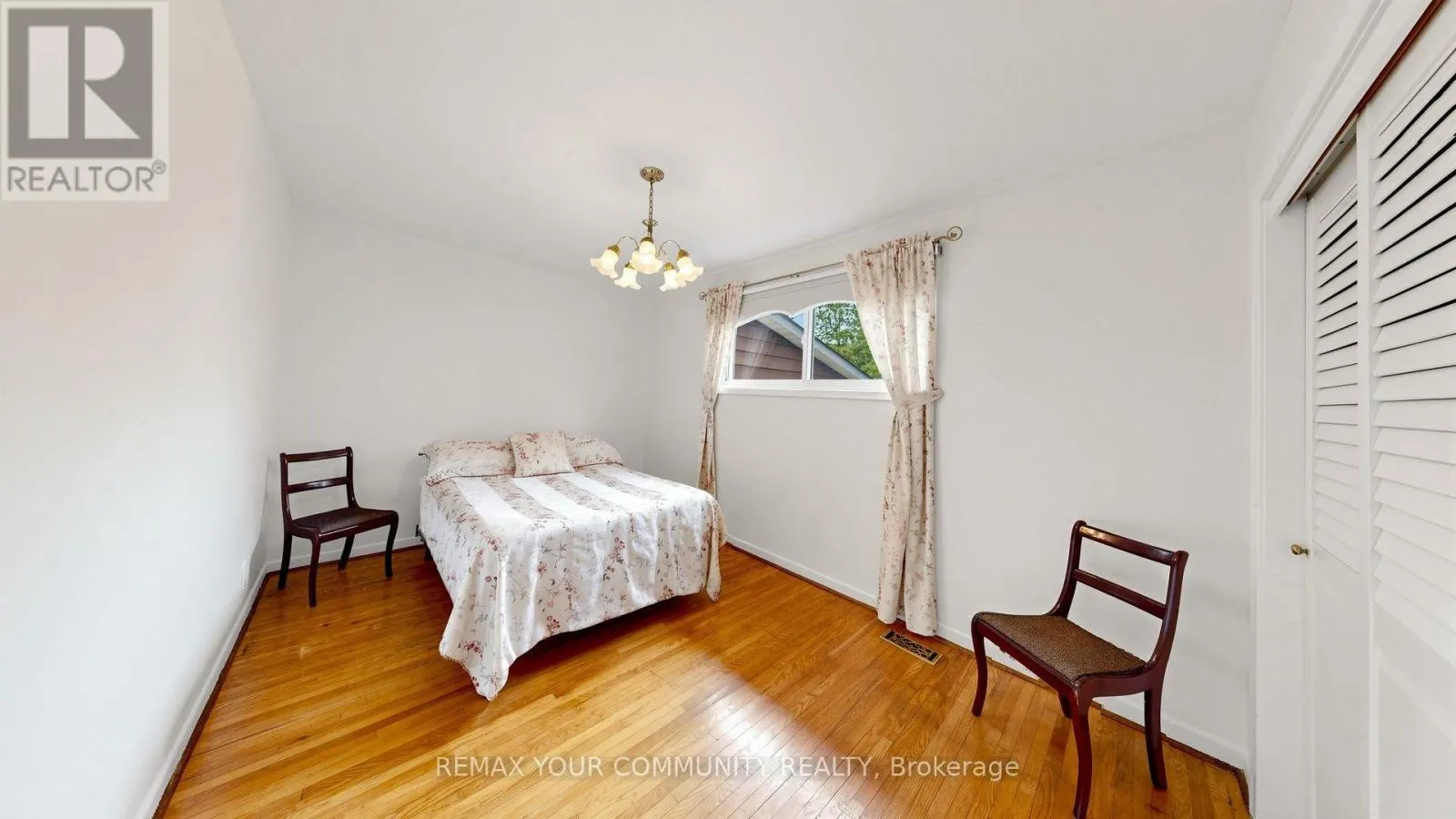 43 SEATON DRIVE