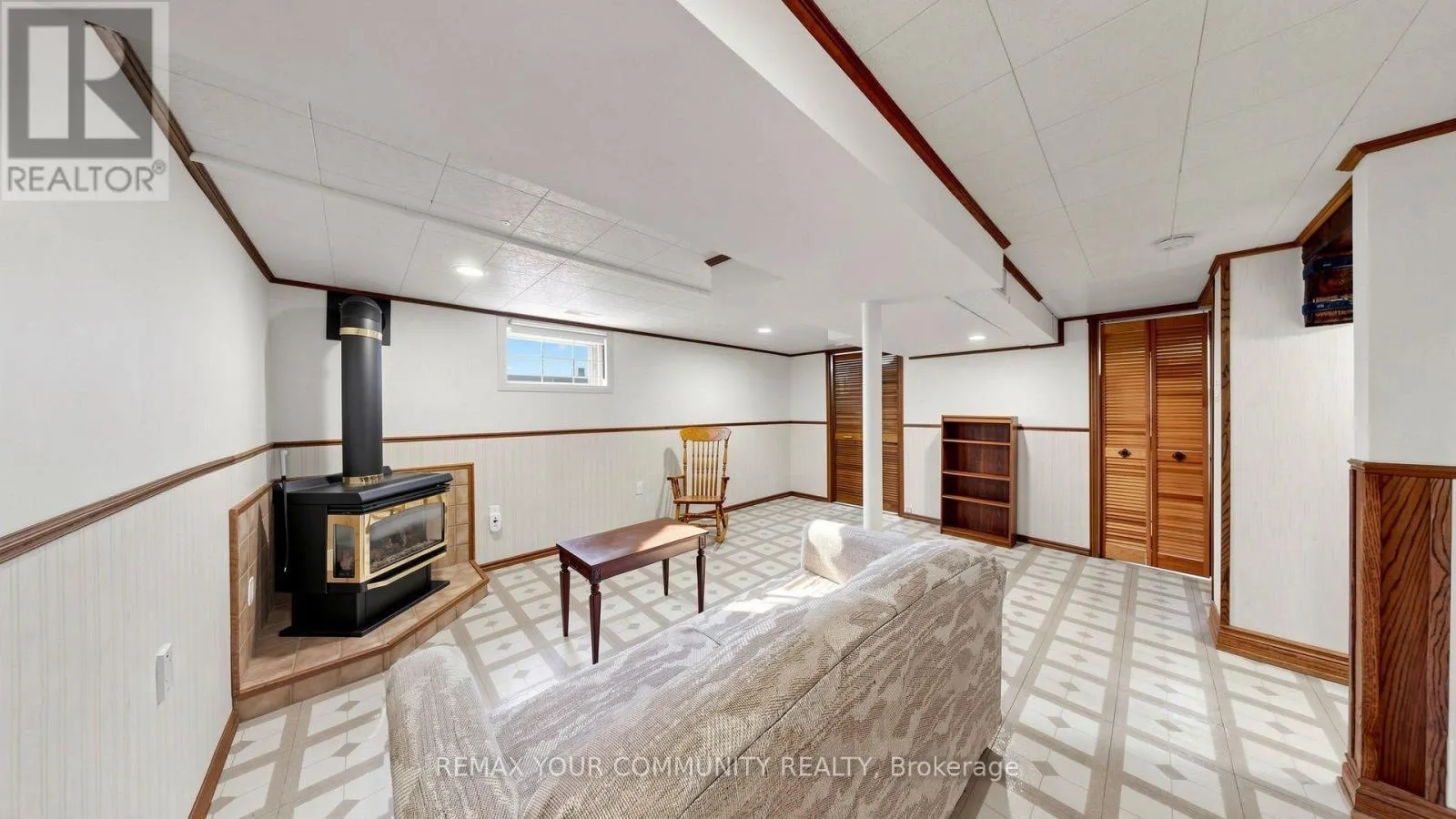 43 SEATON DRIVE