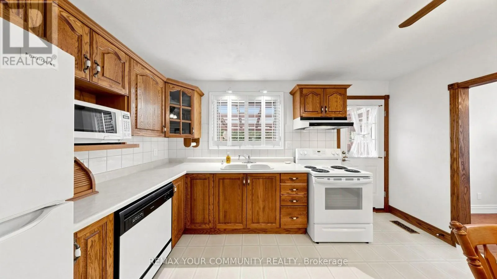 43 SEATON DRIVE