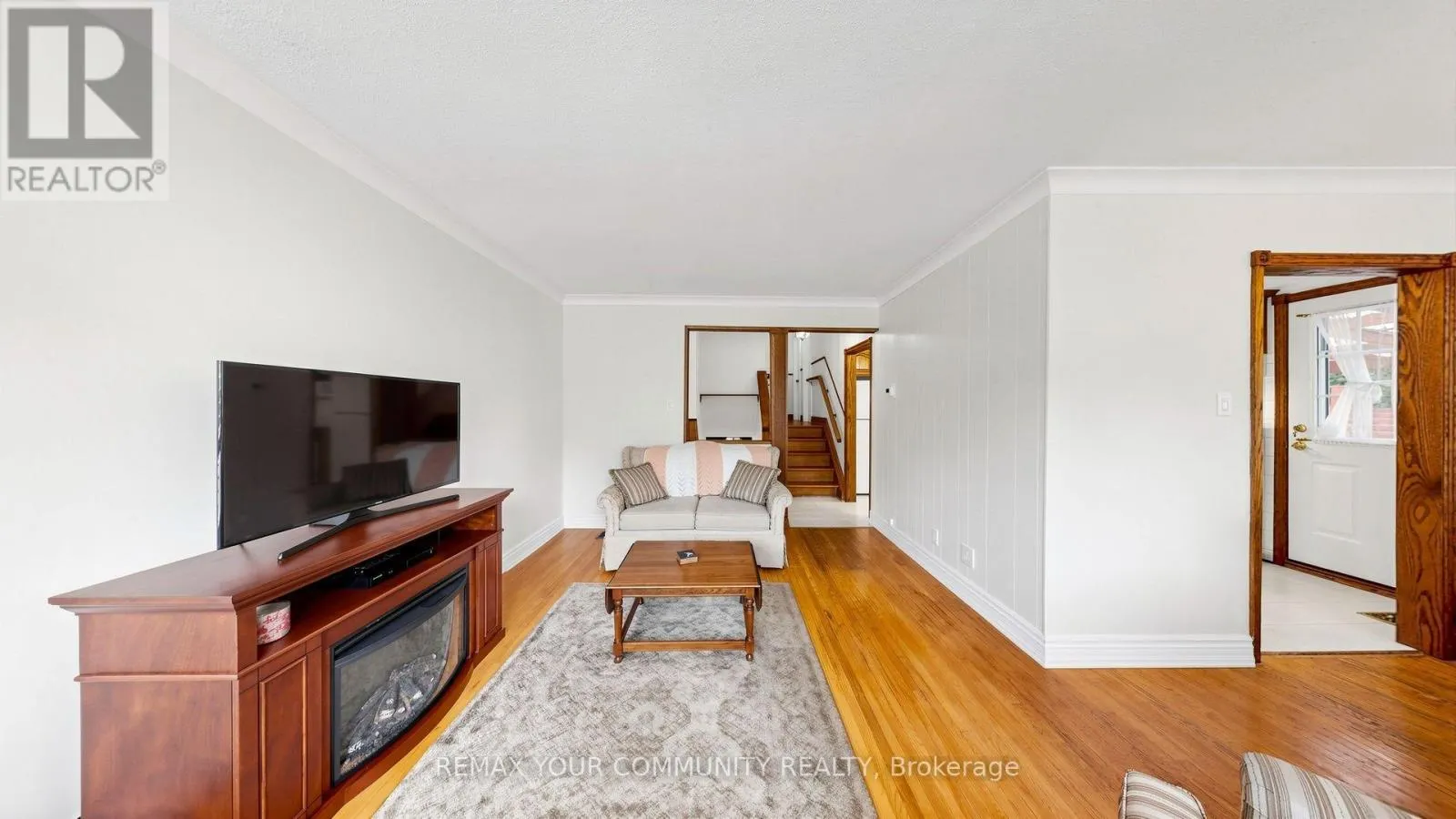 43 SEATON DRIVE