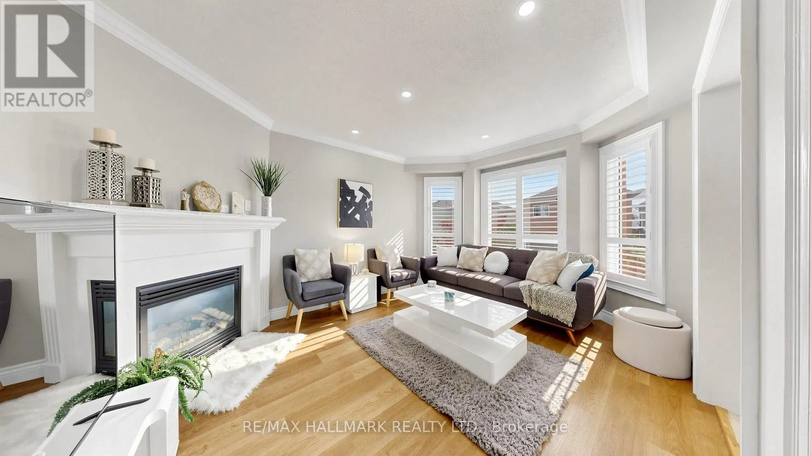 336 ST JOAN OF ARC AVENUE