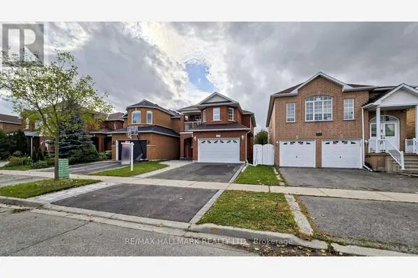 336 ST JOAN OF ARC AVENUE