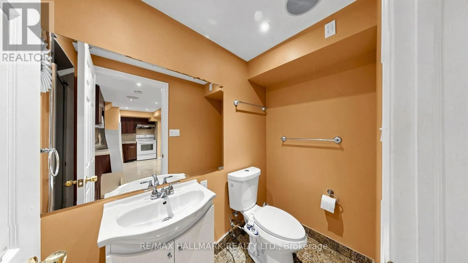 336 ST JOAN OF ARC AVENUE