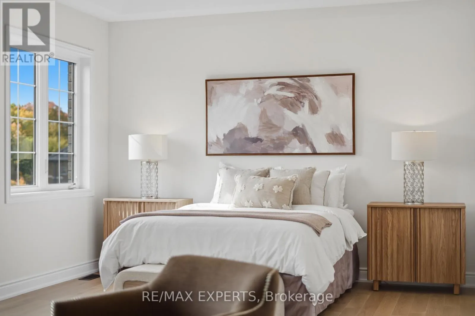 211 STORMONT TRAIL