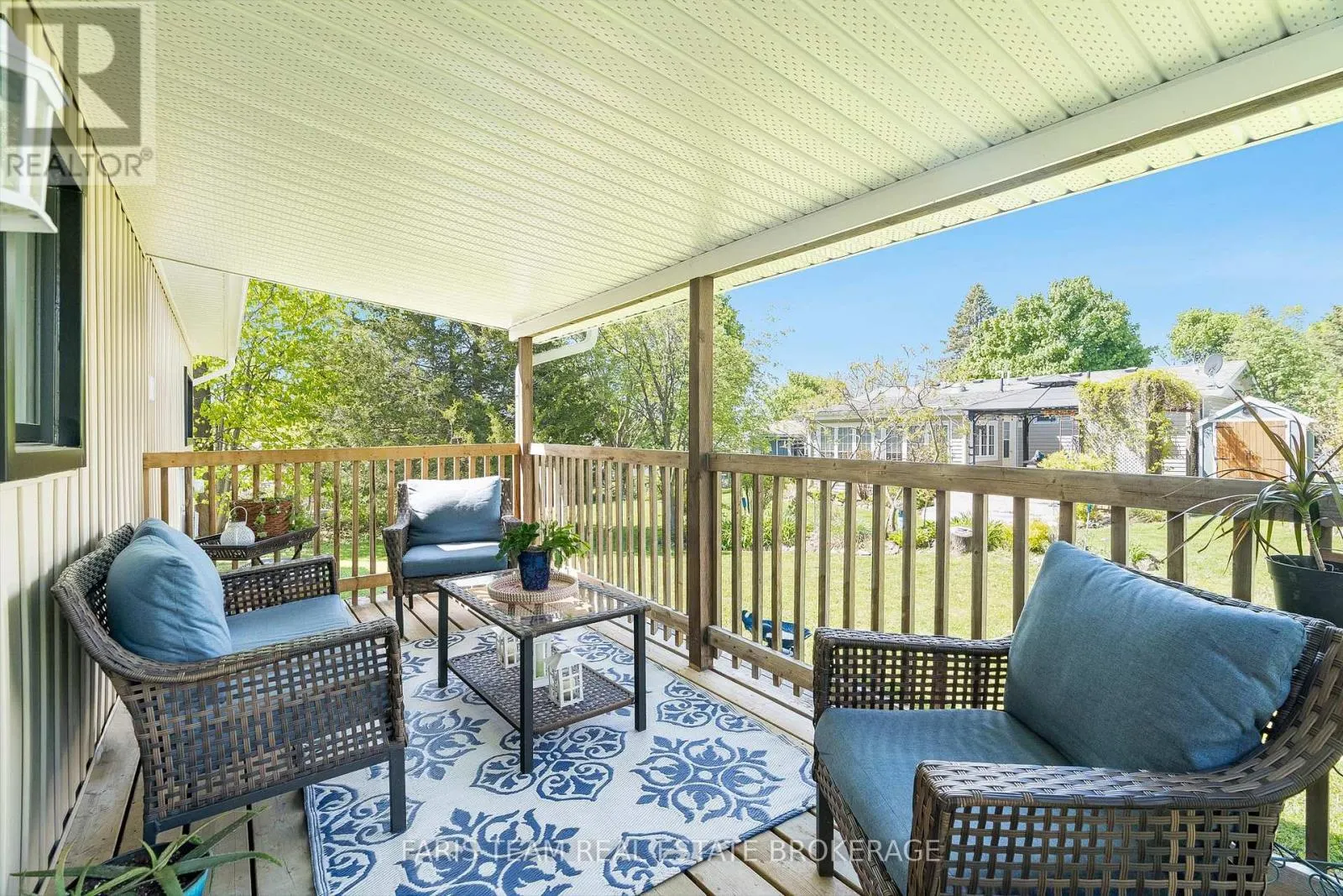 21 HAWTHORNE DRIVE