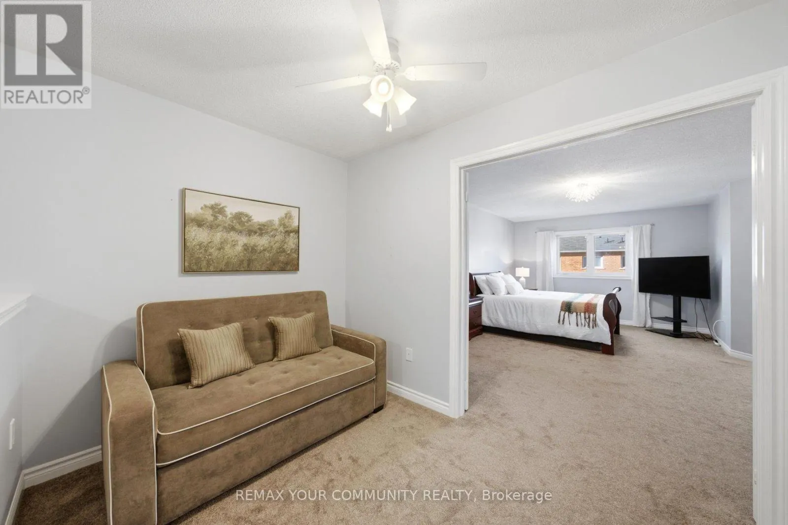 4 DANIEL REAMAN CRESCENT
