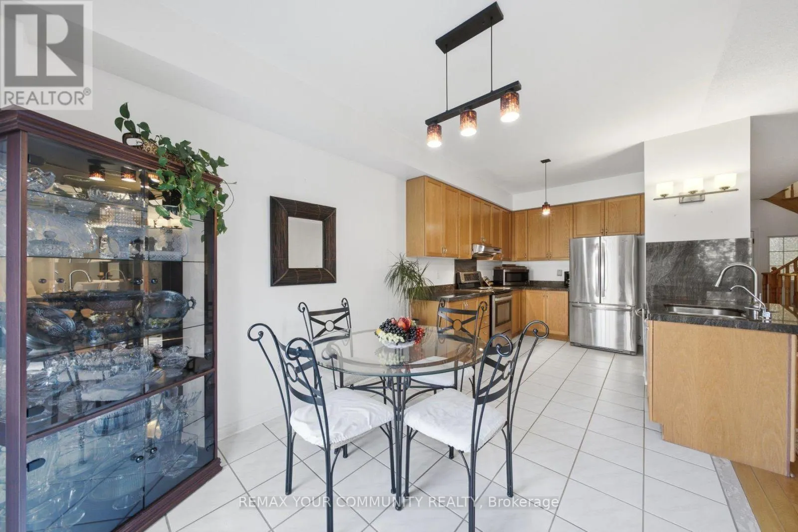 4 DANIEL REAMAN CRESCENT