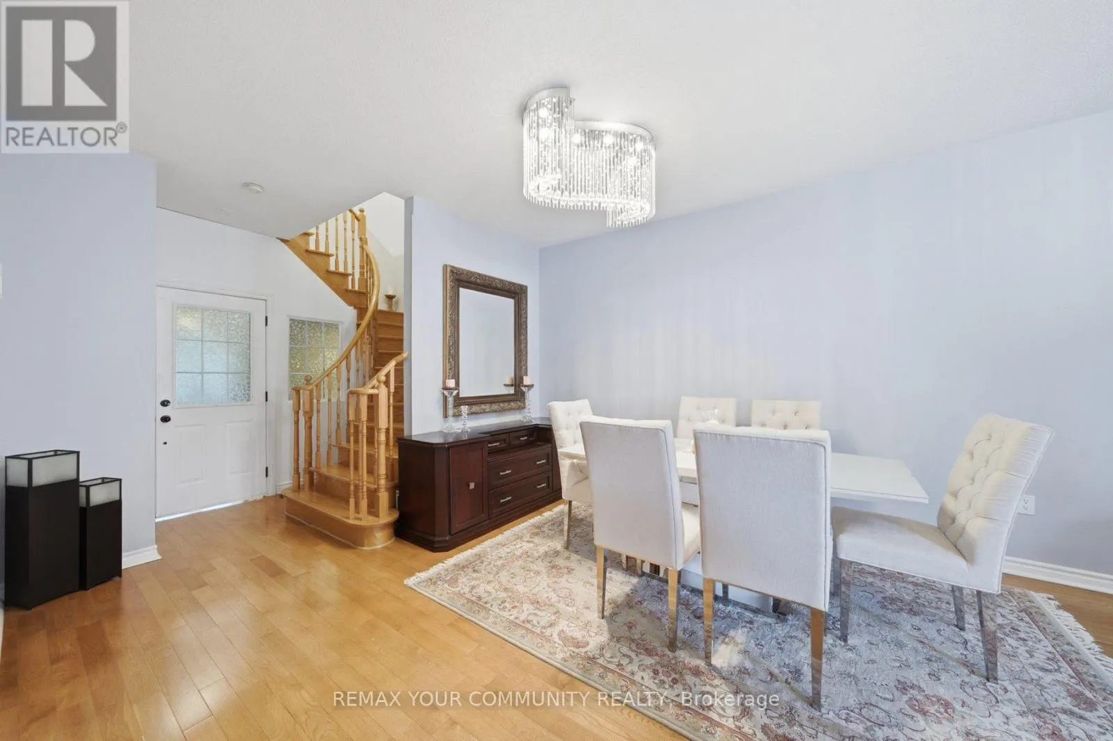 4 DANIEL REAMAN CRESCENT