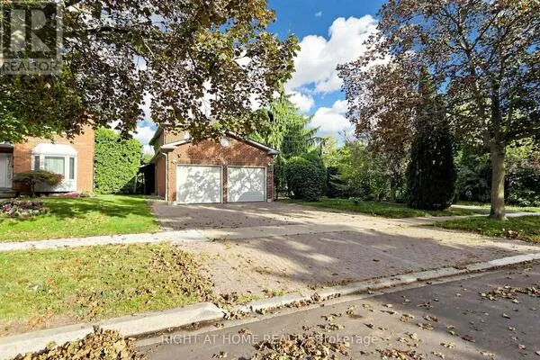 43 TOPHAM CRESCENT