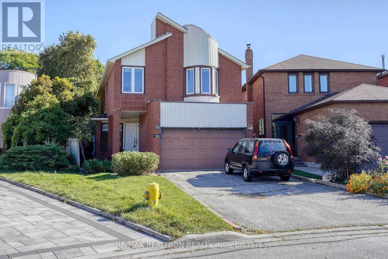 38 KIMBERGATE WAY