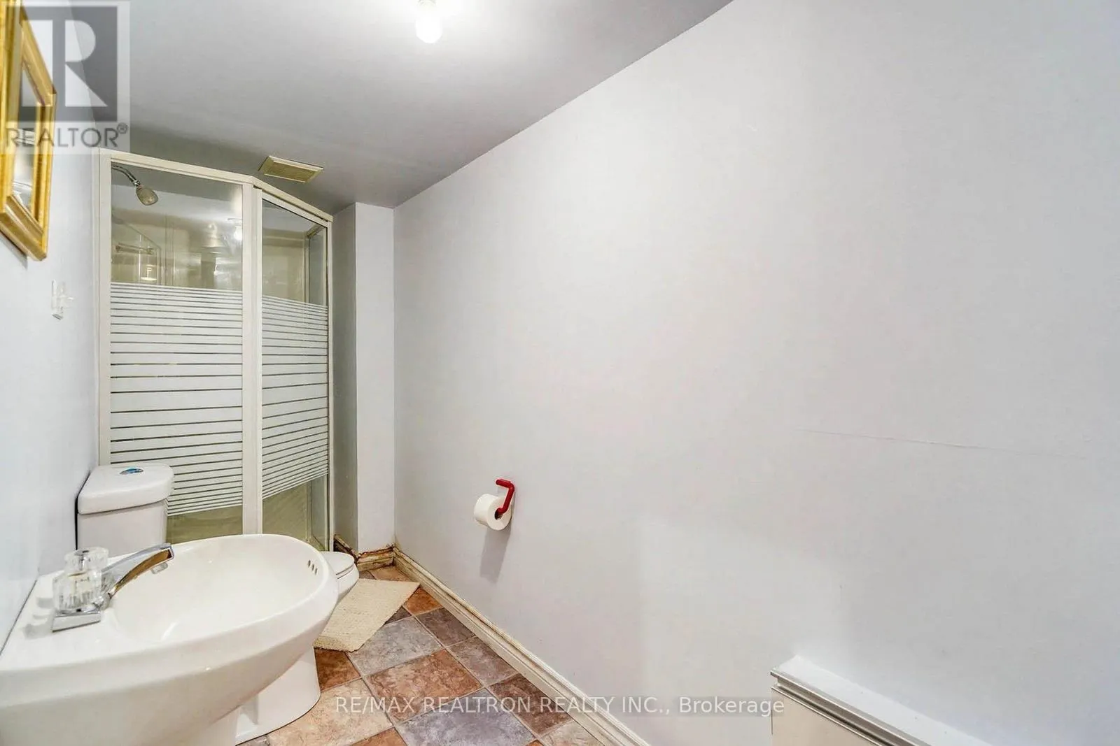 38 KIMBERGATE WAY