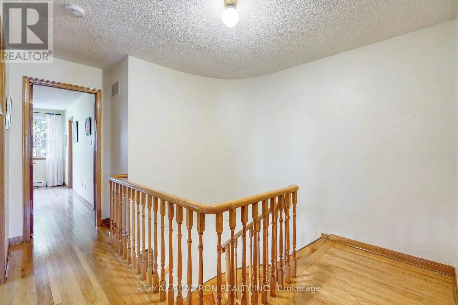 38 KIMBERGATE WAY