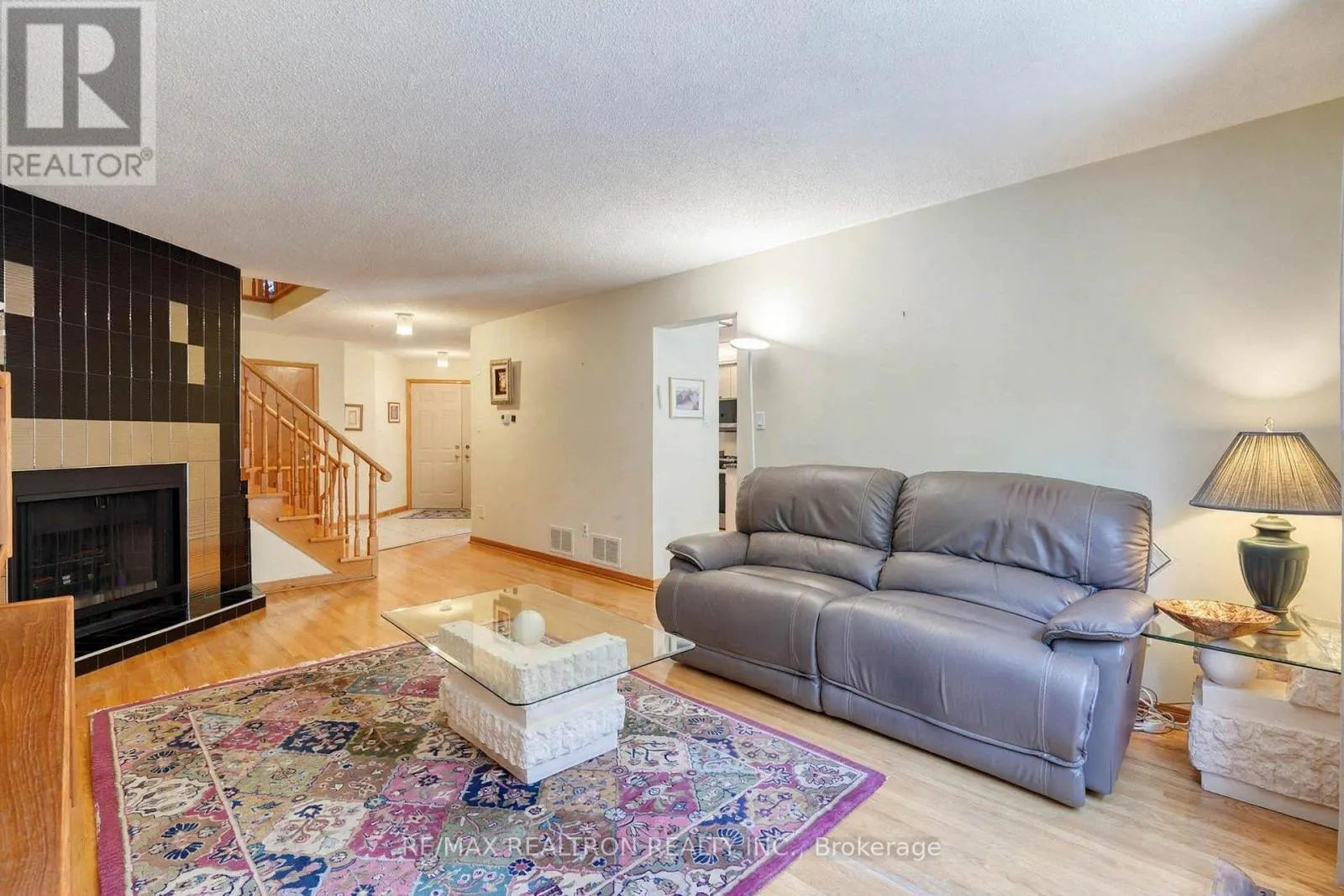 38 KIMBERGATE WAY