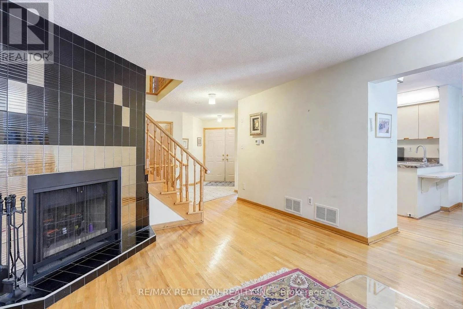 38 KIMBERGATE WAY