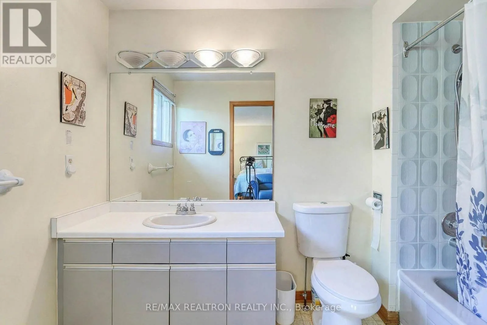 38 KIMBERGATE WAY