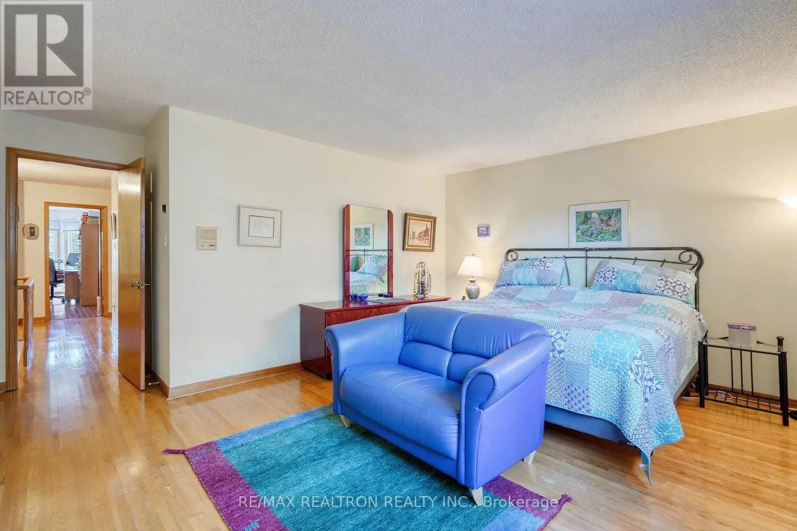 38 KIMBERGATE WAY