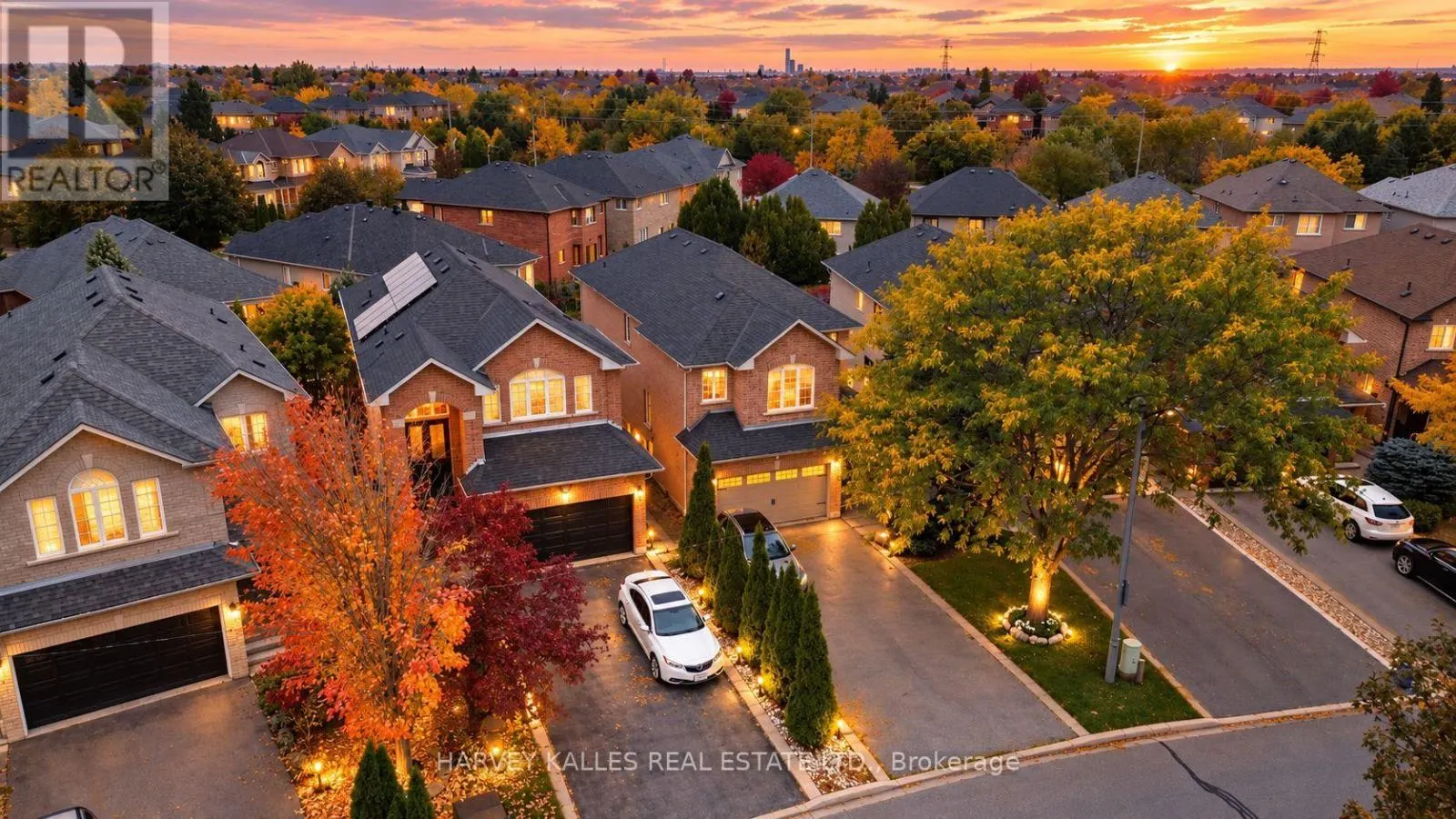 35 WATER GARDEN LANE