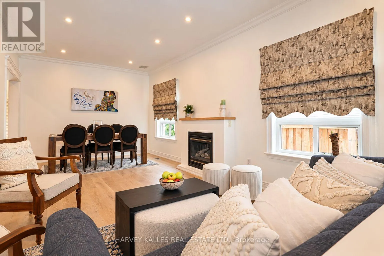 35 WATER GARDEN LANE