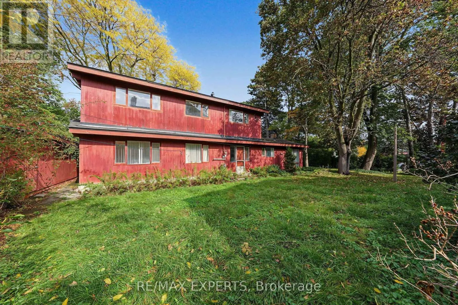 2 WELTON STREET