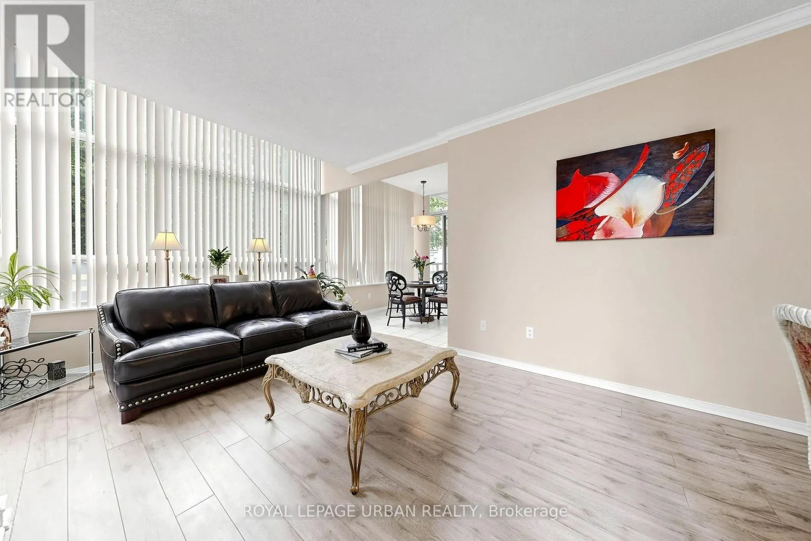 110 - 11 TOWNSGATE DRIVE
