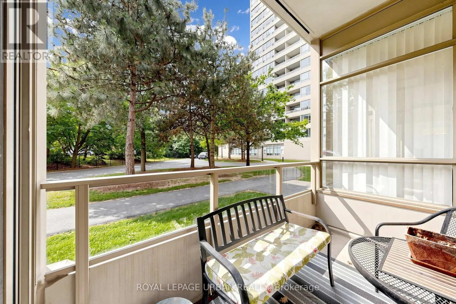 110 - 11 TOWNSGATE DRIVE