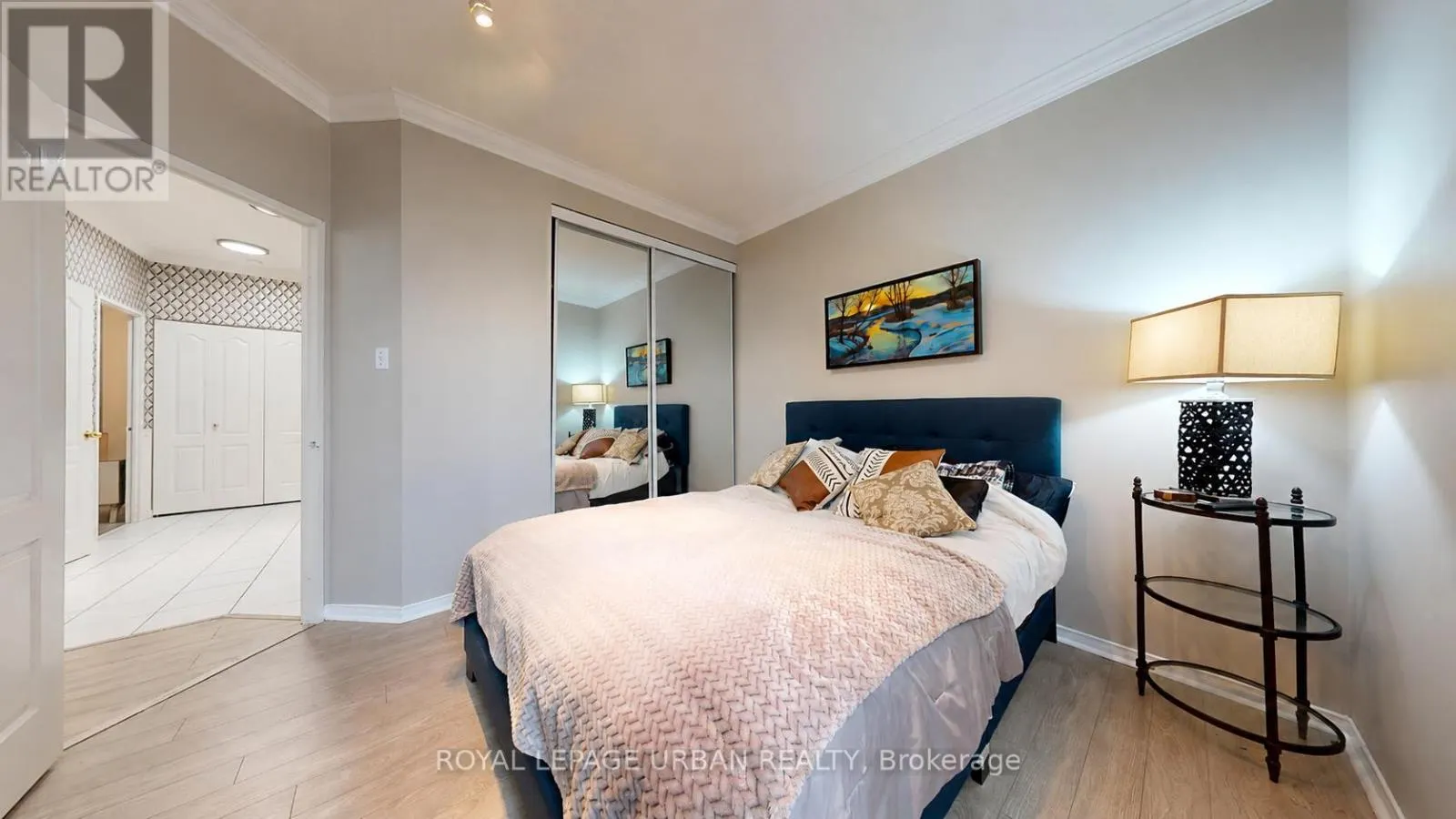 110 - 11 TOWNSGATE DRIVE