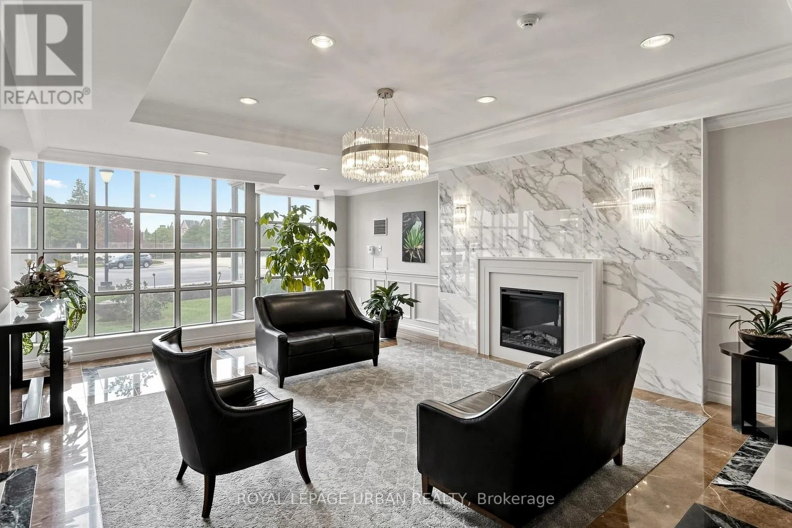 110 - 11 TOWNSGATE DRIVE