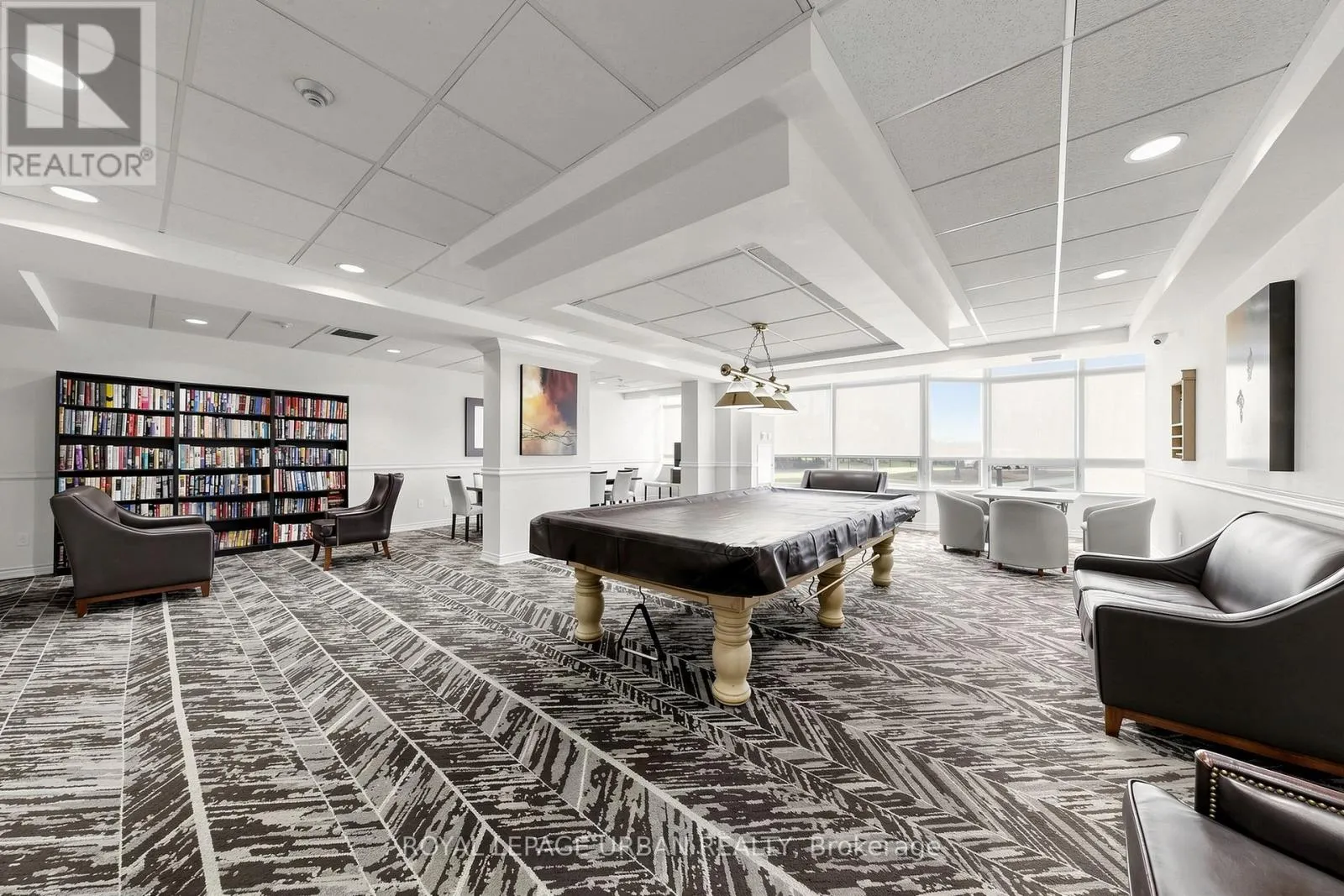 110 - 11 TOWNSGATE DRIVE
