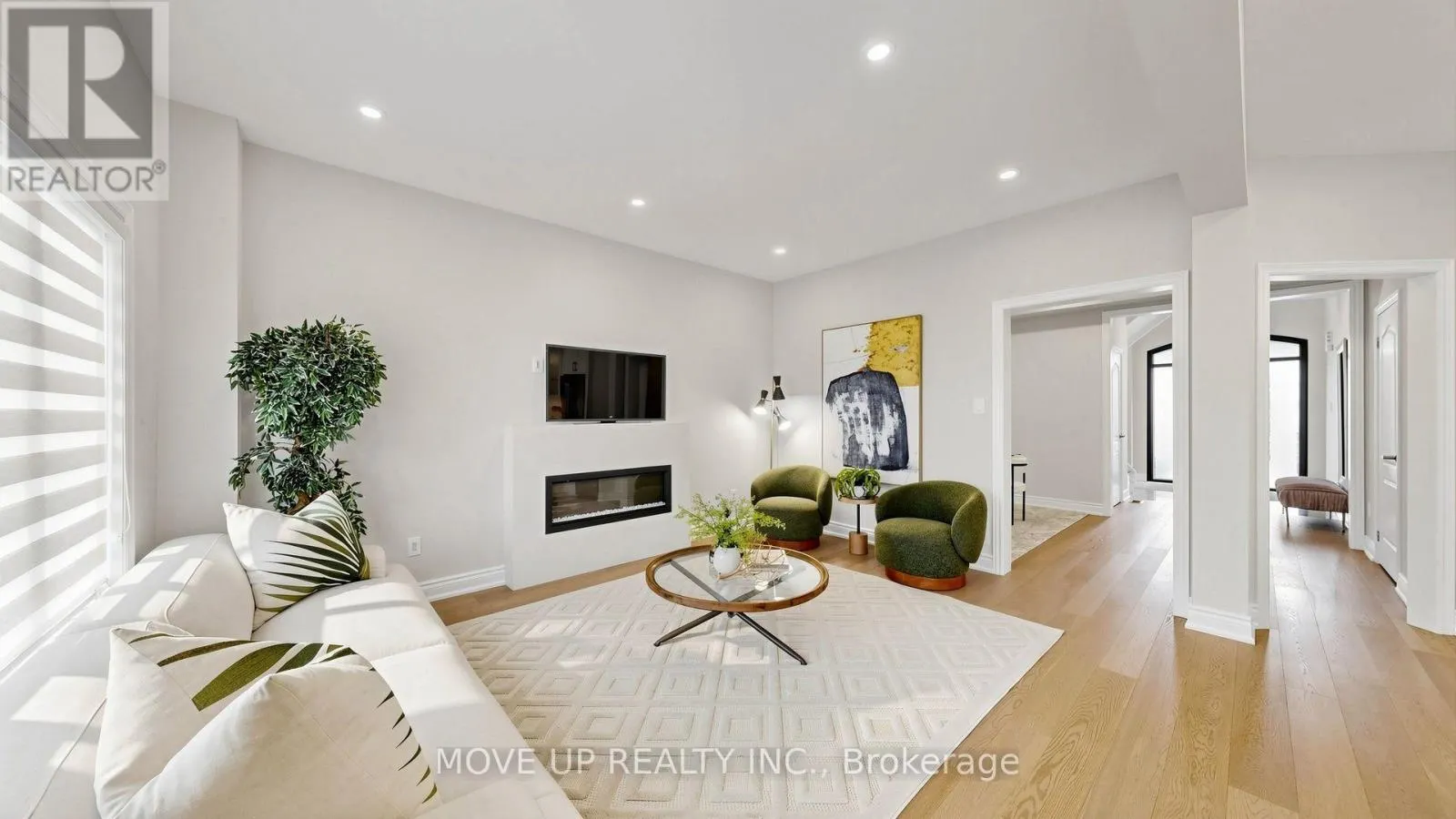 35 LAUDERDALE DRIVE