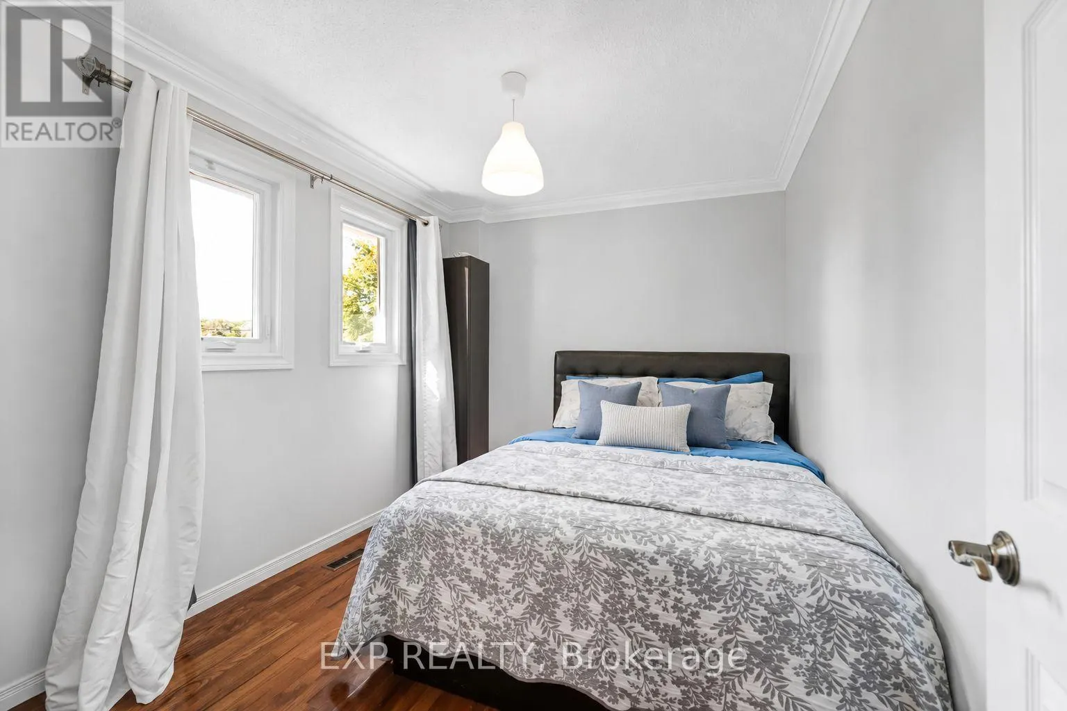 515 LONDON ROAD