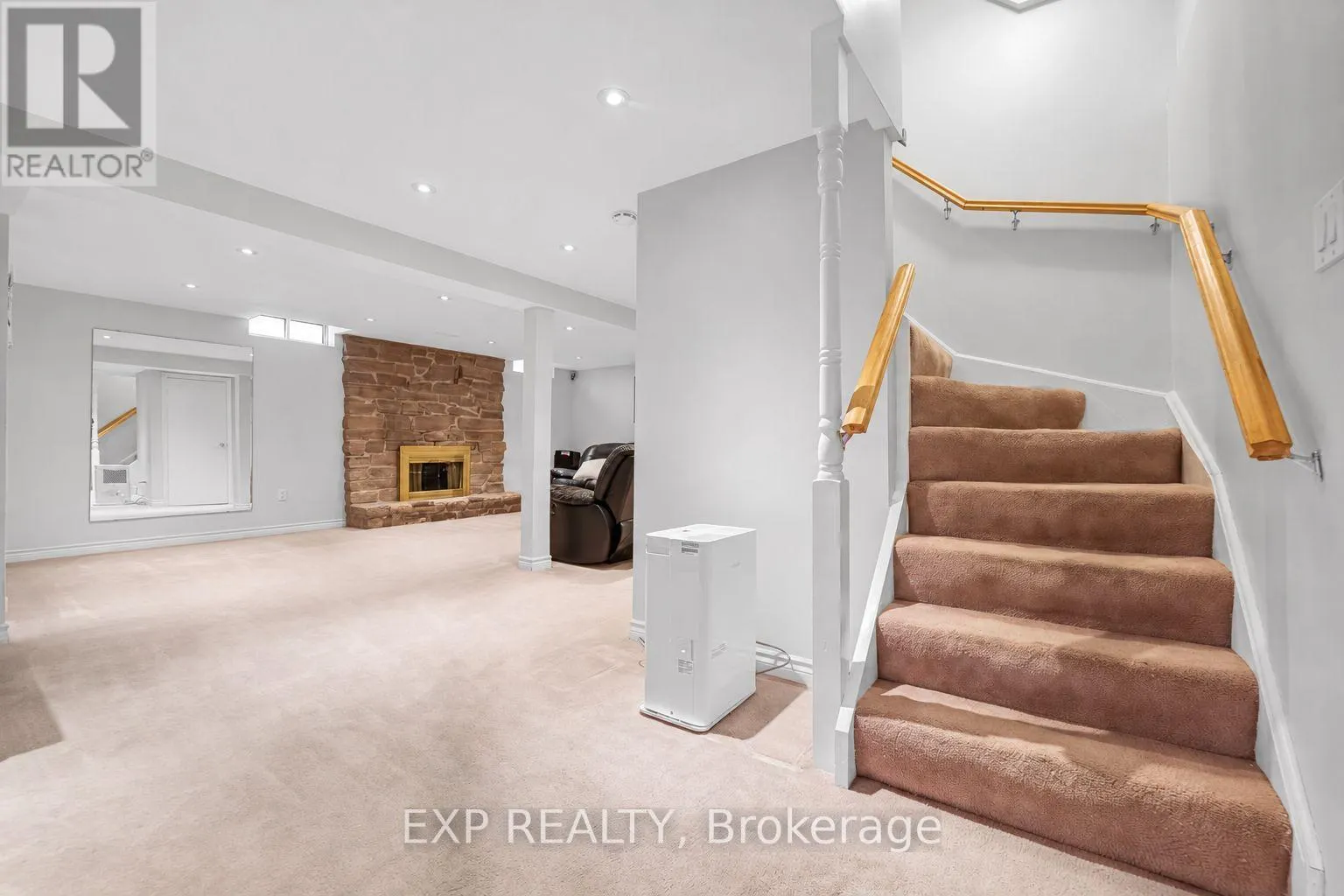 515 LONDON ROAD