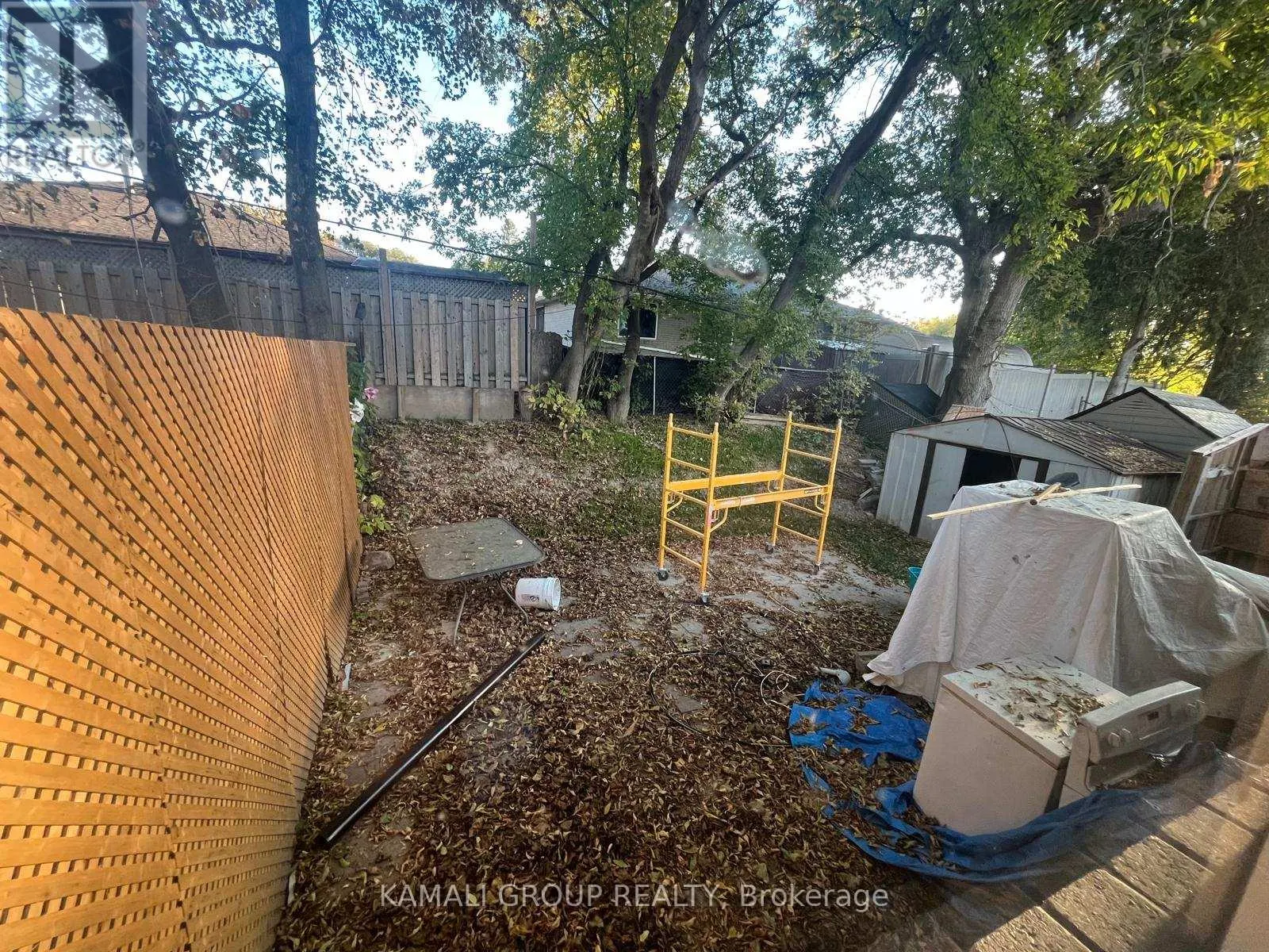 MAIN - 52 WALTER AVENUE
