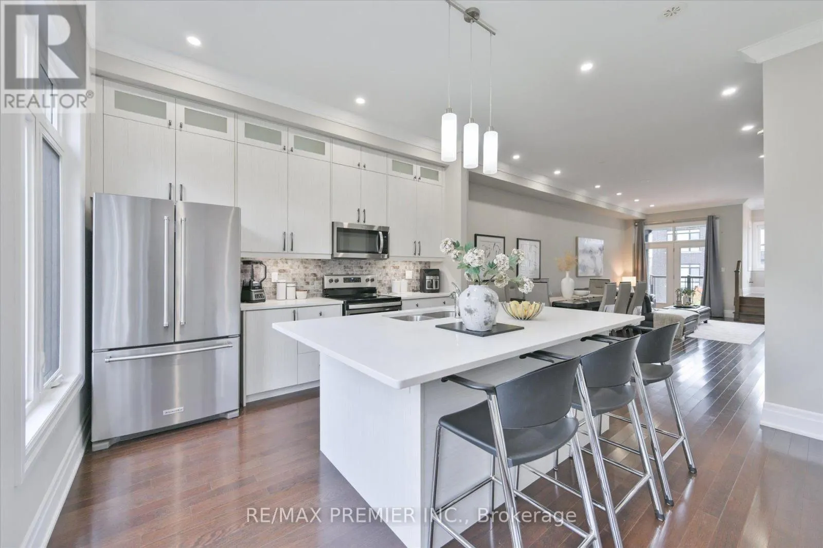 86 GOLDEN TRAIL
