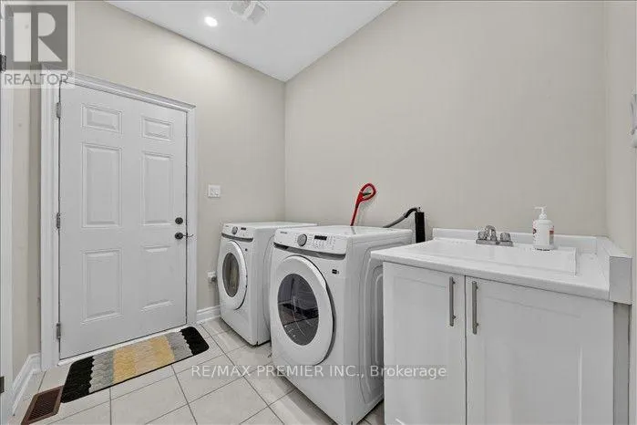 26 BIRCHWOOD LANE
