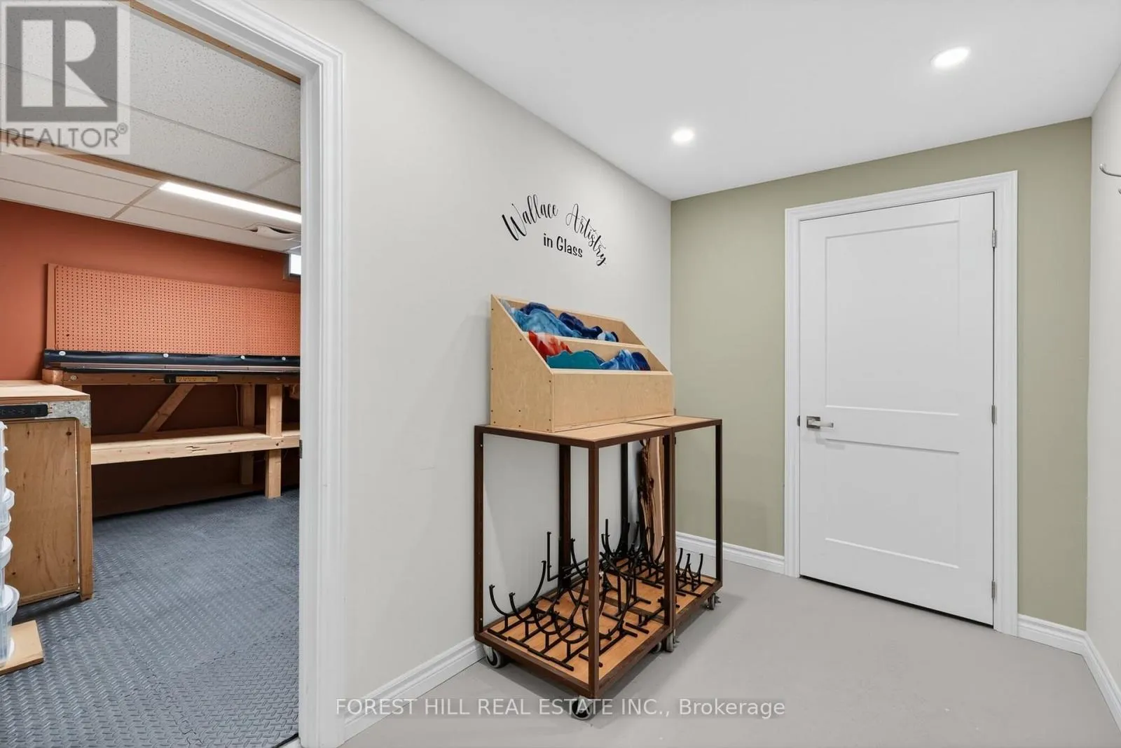 1068 WILDWOOD DRIVE