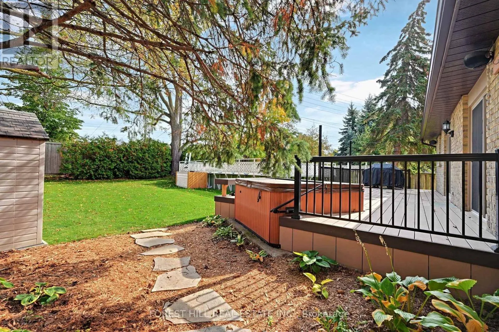 1068 WILDWOOD DRIVE