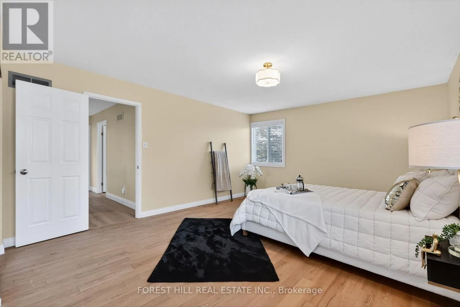 1068 WILDWOOD DRIVE