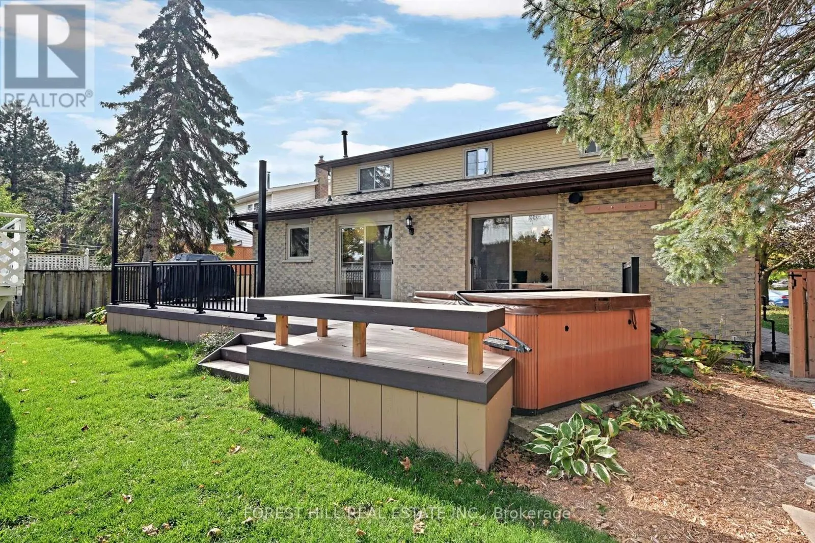 1068 WILDWOOD DRIVE