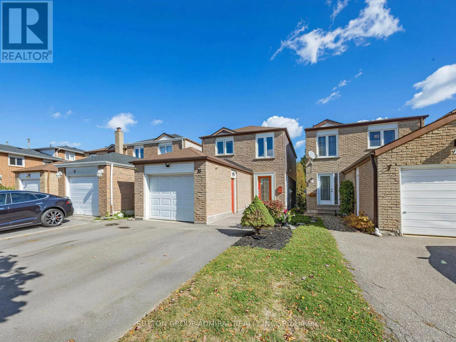 18 RIVIERA DRIVE