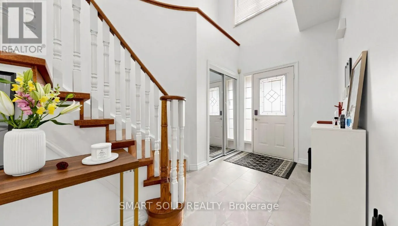 6 KINNEY GATE