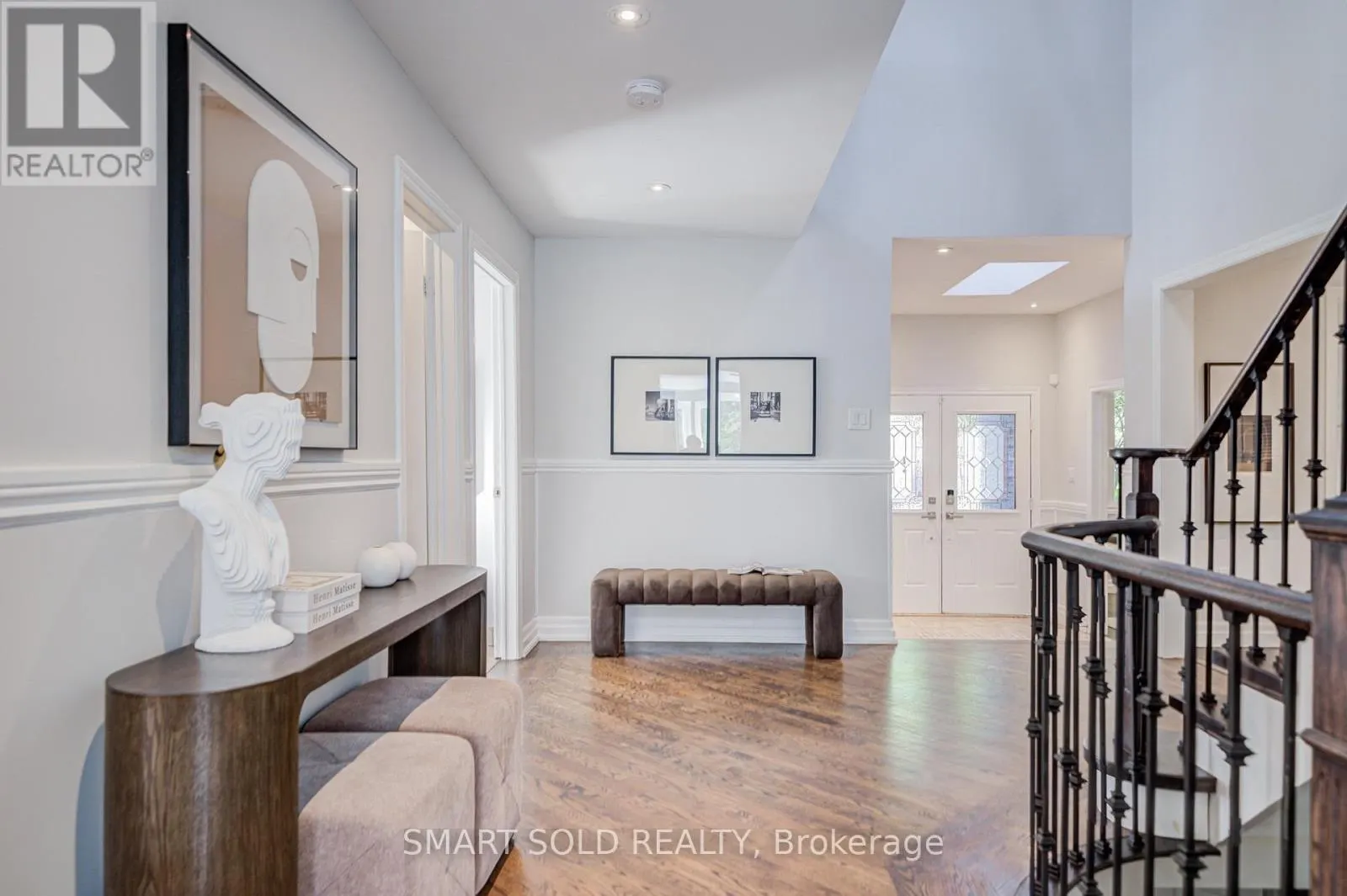 350 KIRBY CRESCENT