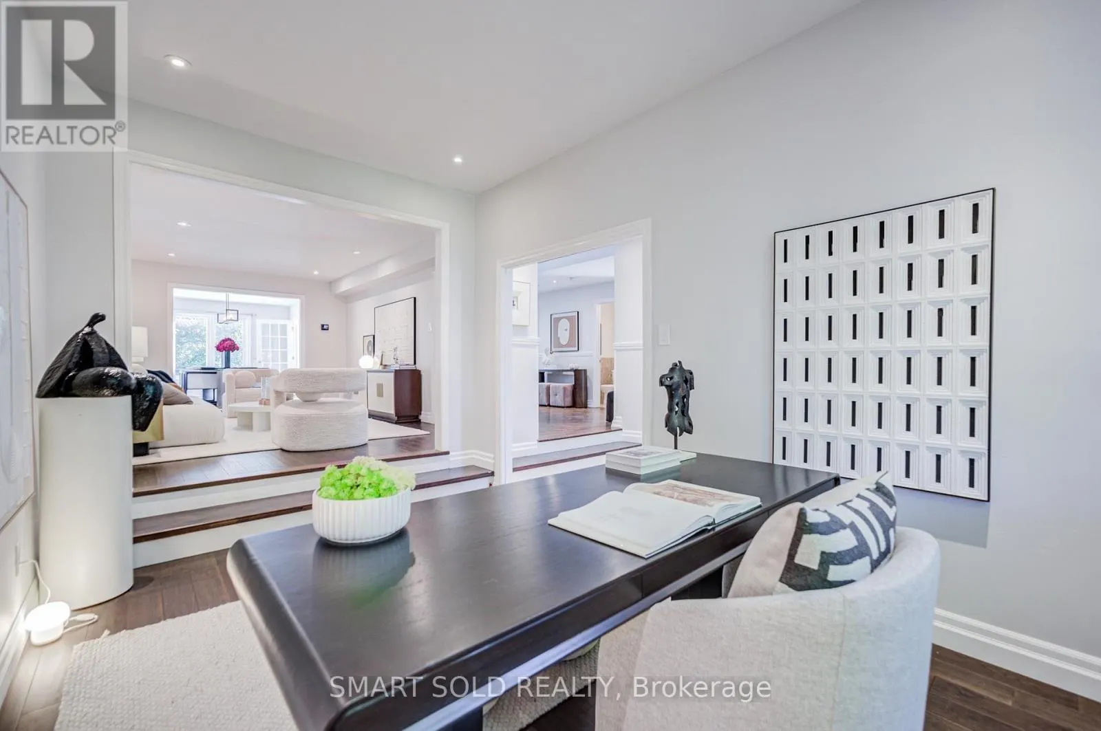 350 KIRBY CRESCENT